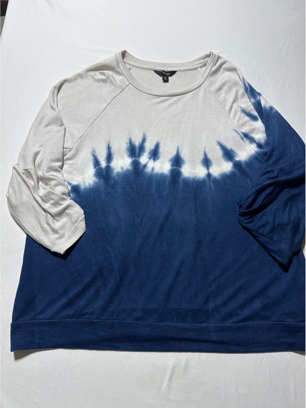 Simply Vera Vera Wang XL Tie-Dye Pullover Top - Cozy & Chic!